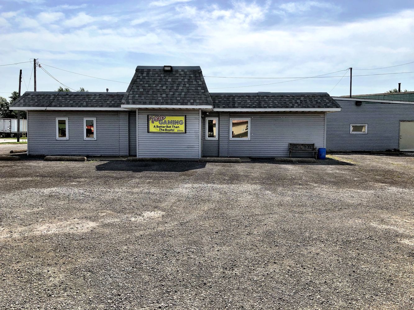 220 North Historic Old Route 66, Litchfield, IL 62056